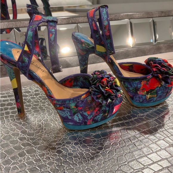 Gianni Bini Shoes - Gianni Bini Multicolor Floral Platform Heels - Purple, Blue, Red